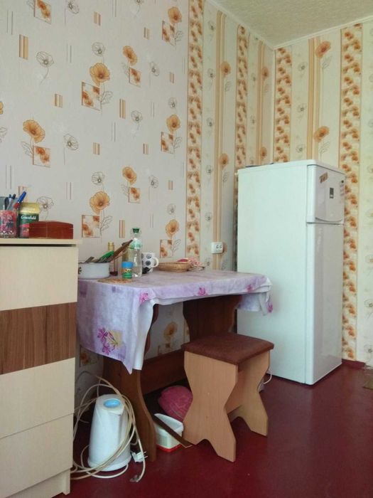 Продам комнату в коммунальной квартире на Бочарова/ Жолио Кюри