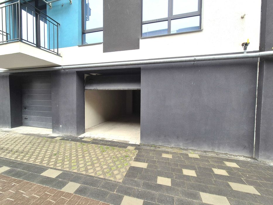 Оренда гаражу в ЖК Фемелі 4 секція. Площа 42.2м.кв.