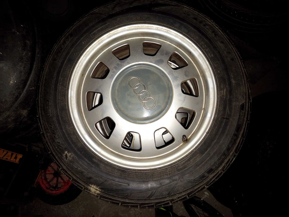 Felgi z oponami audi