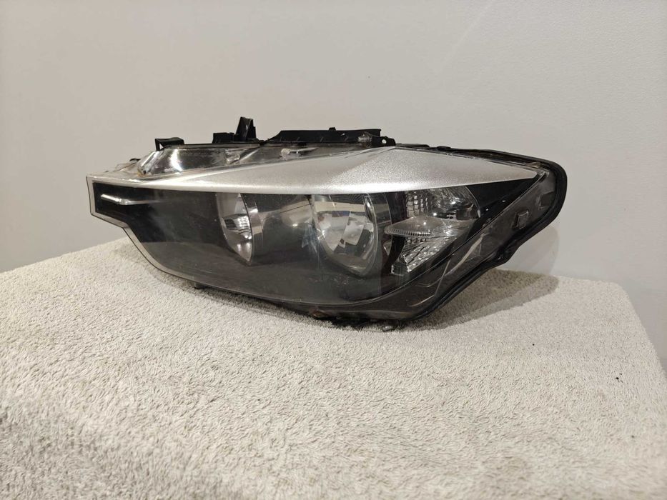 Lampa Lewy Przód Zwykła BMW Seria 3 F30 F31 EUROPA