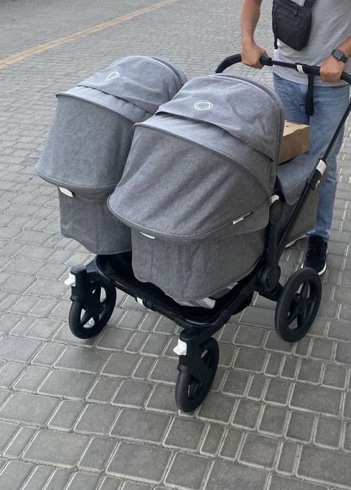 Продам коляску для двійні Bugaboo Donkey 3 одеса