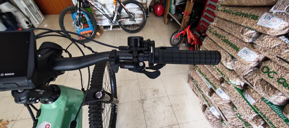 Bicicleta elétrica Flyer uproc 3