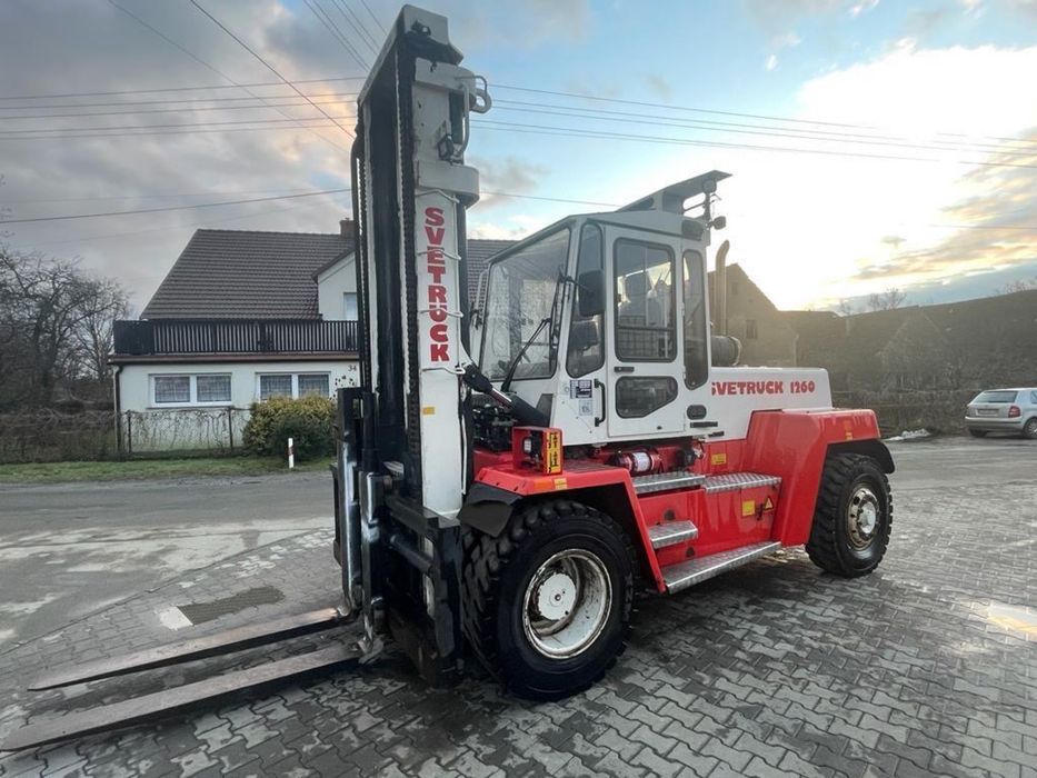 Wynajem wózek widłowy Svetruck 13 ton kalmar 5t Linde Najem ty