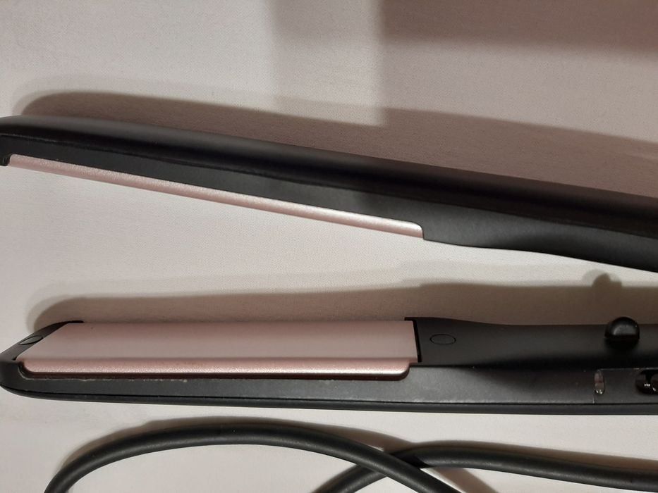Выпрямитель волос Philips HP8321/00.