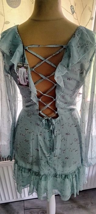 Letnia sukienka Boohoo 38/M. Nowa.