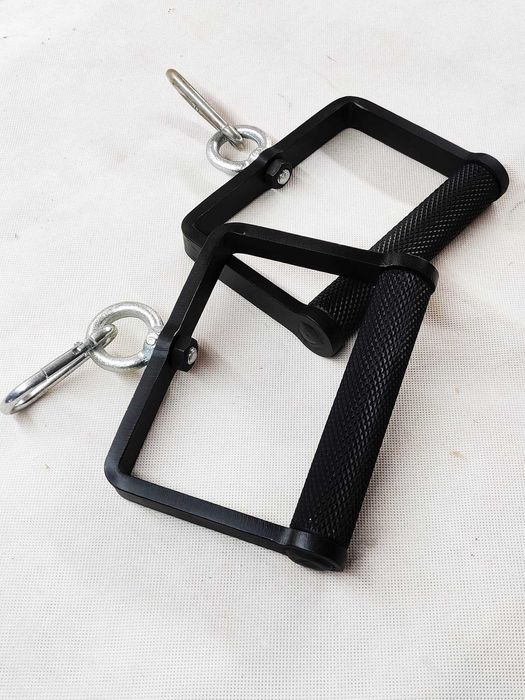 Uchwyty do wyciągu bramy siłownia (zawiera 23% VAT)