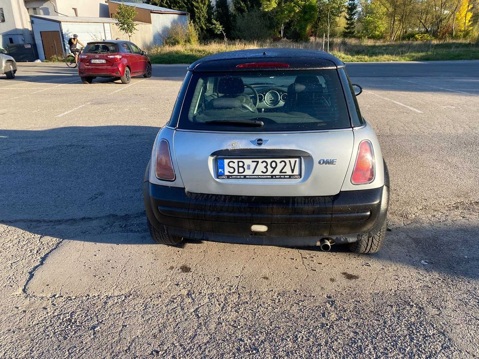 MINI Cooper 1.6 benzyna
