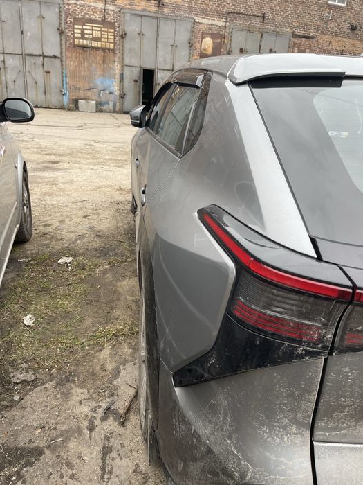 Продам тойта bz4x 2022