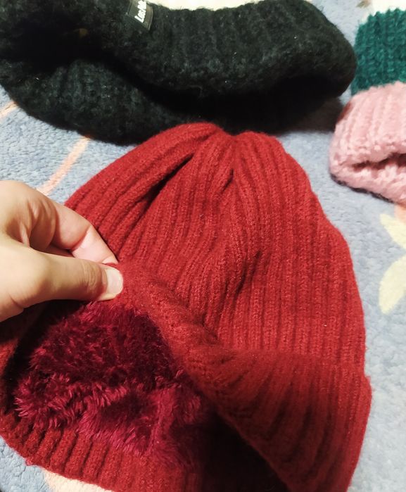 Зимові шапки жіночі