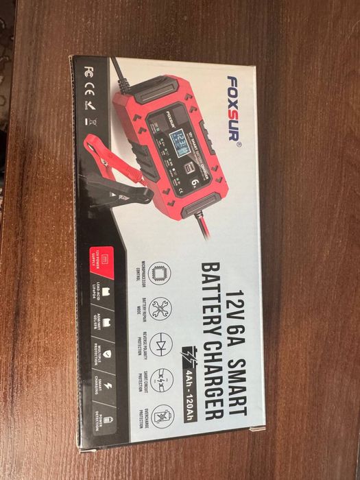 Зарядний Пристрій Foxsur