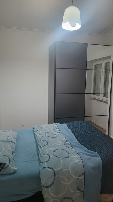 Aluga-se Quarto com Suite