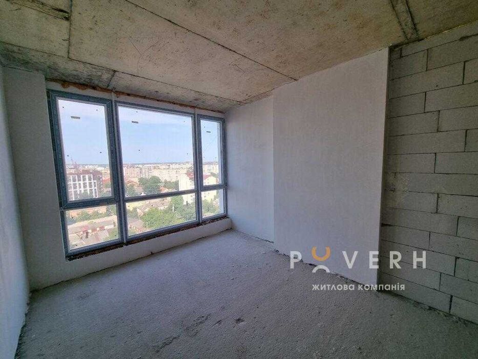 Продаж квартири в жк Манхетен з великою кухнею