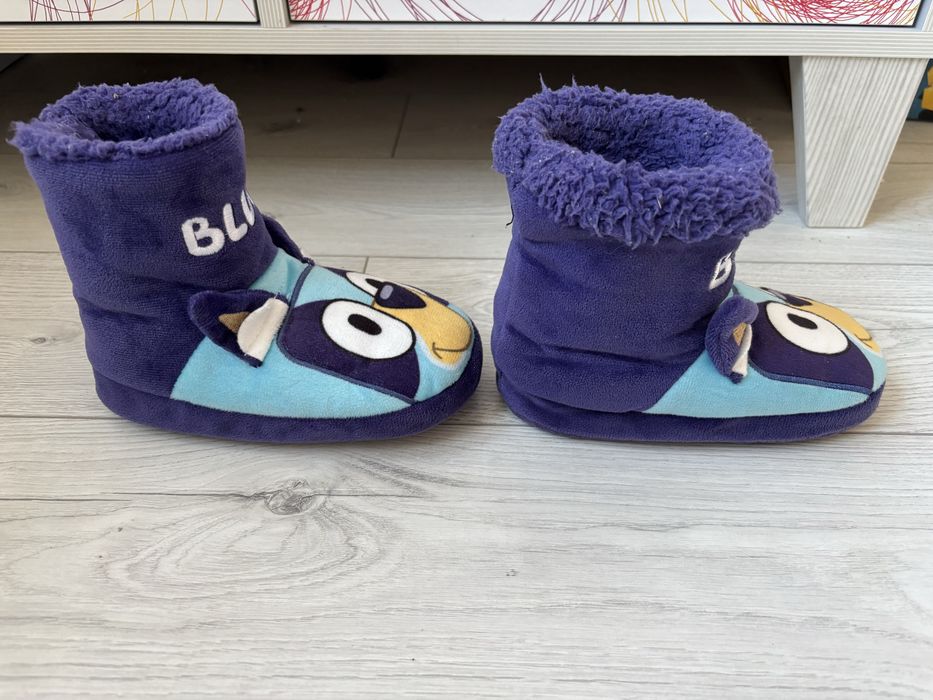 Miękkie wciągane kapcie za kostkę Bluey r. 27/28