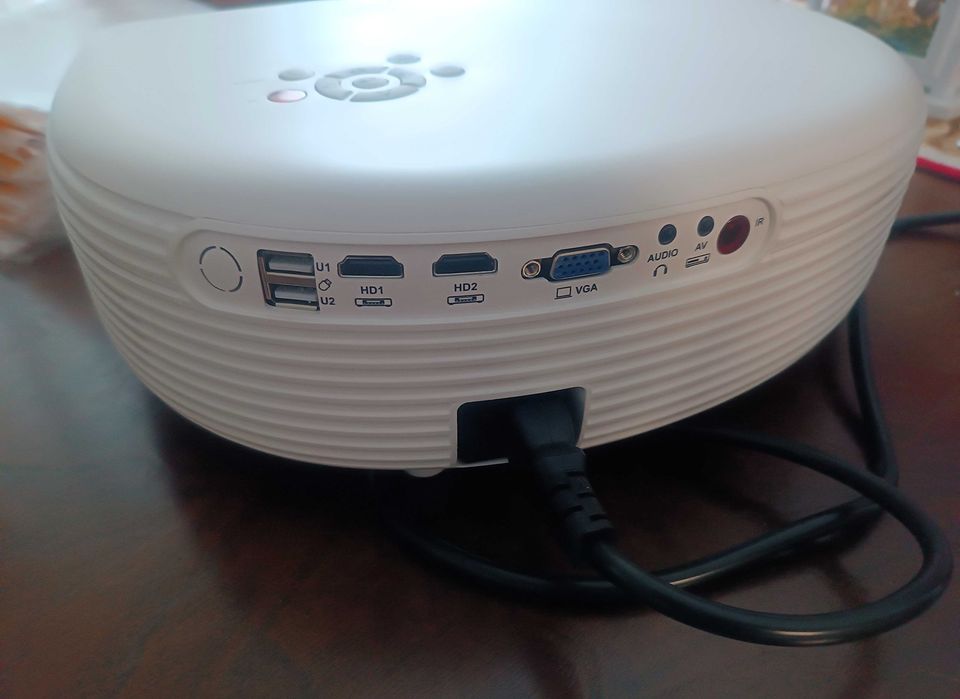 Wimius S4, 1080P Video Projector + Chromecast com Google TV