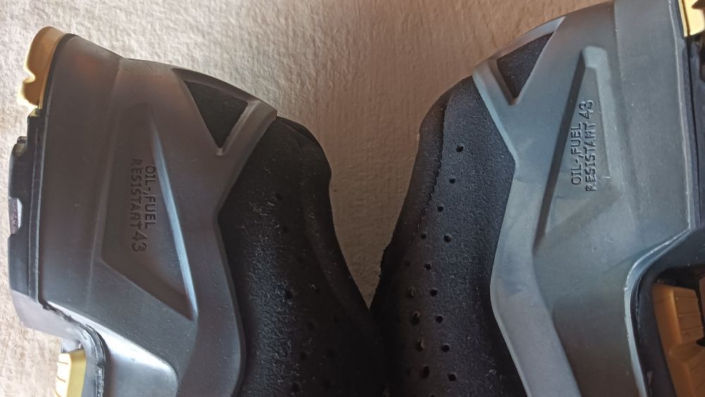 Botas de segurança UVEX