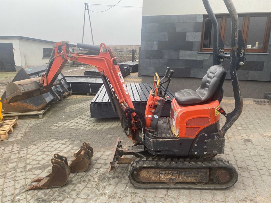 YANMAR SV 08 – 1A(S)  2018r wchodzi na busa 3 łyżki
