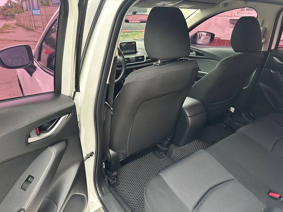 Продам Mazda 3 2015