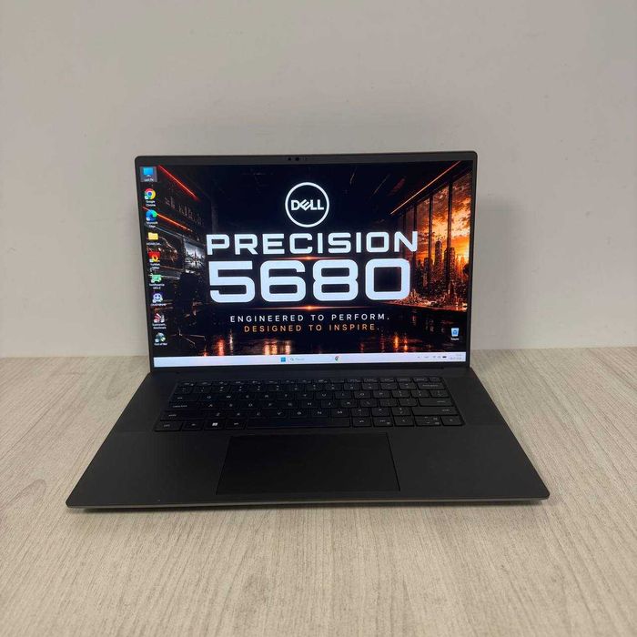 Dell Precision 5680 16.0" FHD+ IPS i9-13900H 64GB DDR5 SSD 1TB NVMe RTX 2000 Ada Generation 8GB