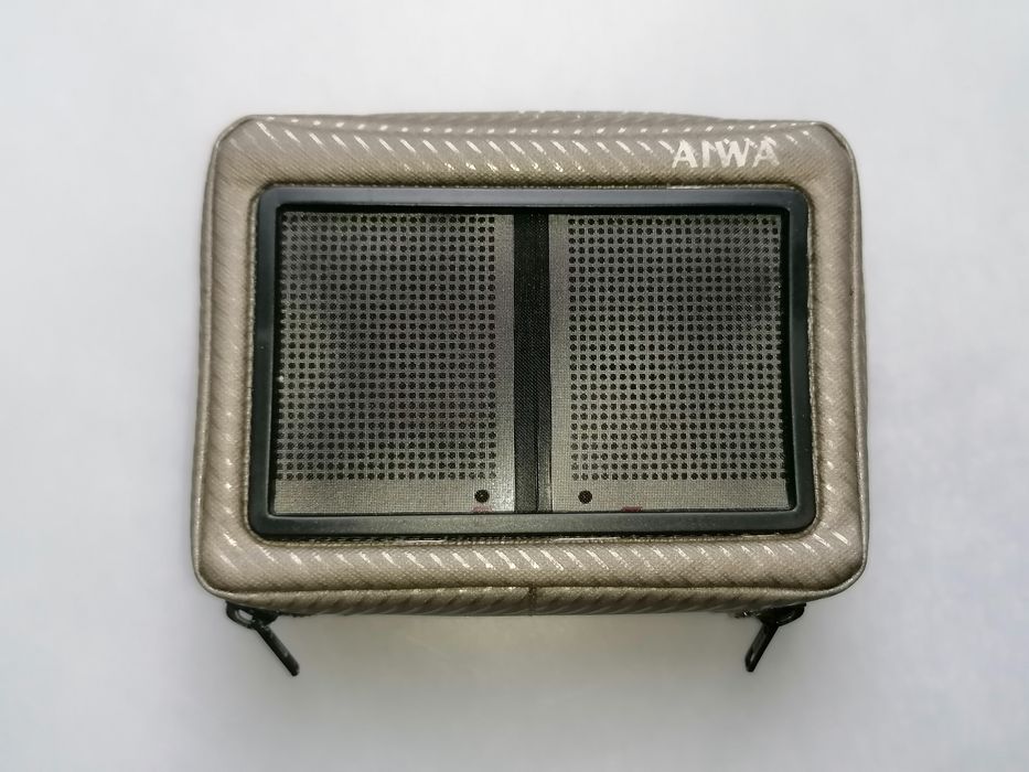 Dyktafon, walkman Aiwa HS-M2 z głośnikami