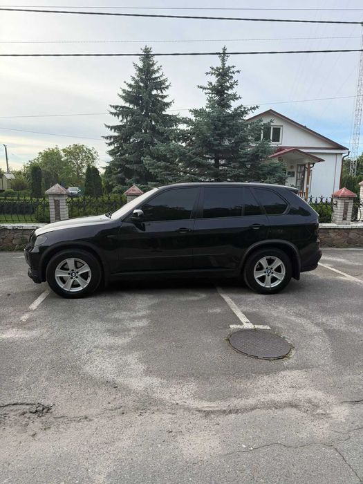 Продам BMW X5 E70