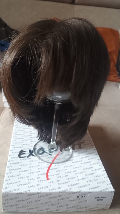 Peruki z firmy HairLux