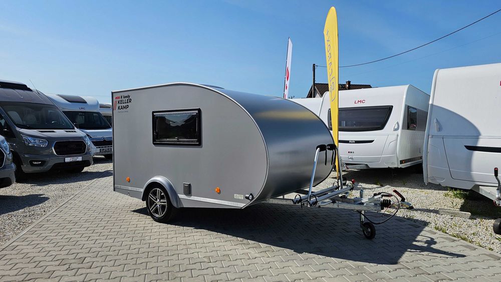 Wynajem mała przyczepa kempingowa CAROX MINI K FAMILY DMC 750kg kat. B