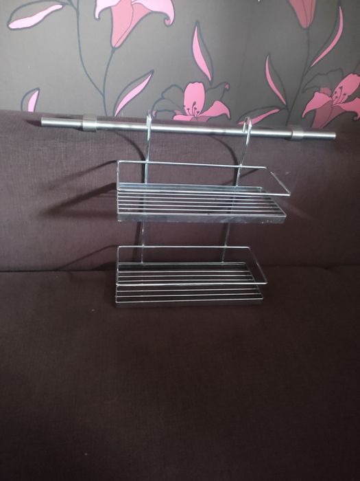 Polka z relingiem metalowa do kuchni