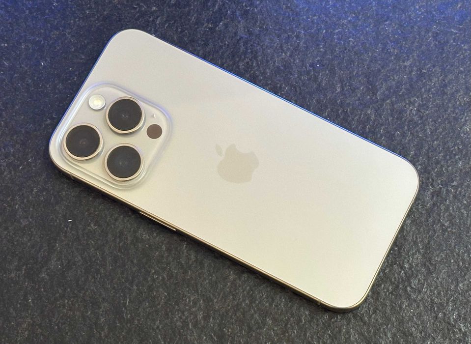 Smartfon Apple iPhone 15 Pro 128GB 6,1" 48Mpix Tytan naturalny / RATY