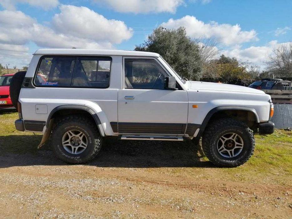 Nissan Patrol Y60
