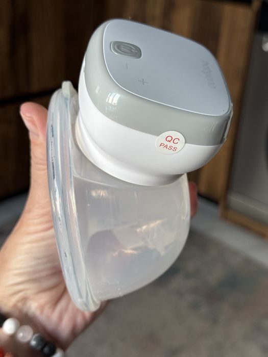 Пролаю Молокоотсос электрический BabyOno Shelly Свободные руки (1000)