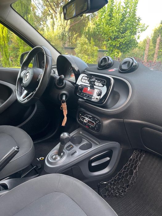 Smart Forfour caixa automática