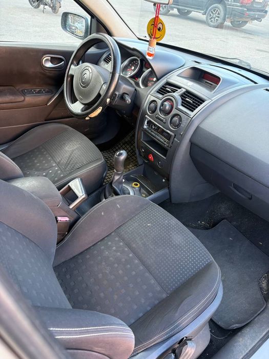 Renault megane 1.6 бензин хорошее состояние
