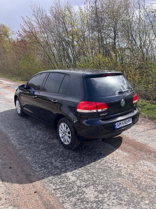 Volkswagen Golf 2010 рік Гольф Хетчбек