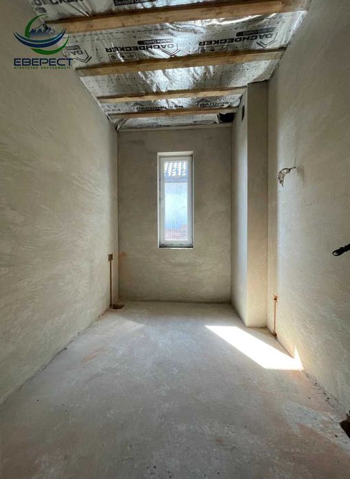 Продаж сучасного будинку у передмісті Луцька | c. Забороль