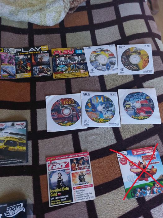 Gry rozne z: CD-Action,Play,Click,CyberMycha,SGK itd. 19 CD! Okazja !