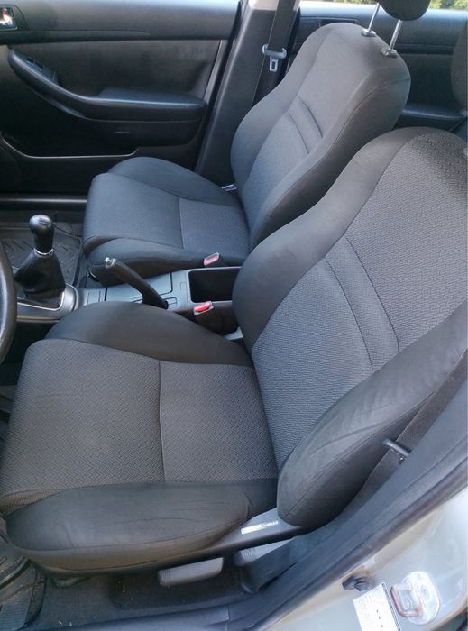 Toyota   AVENSIS