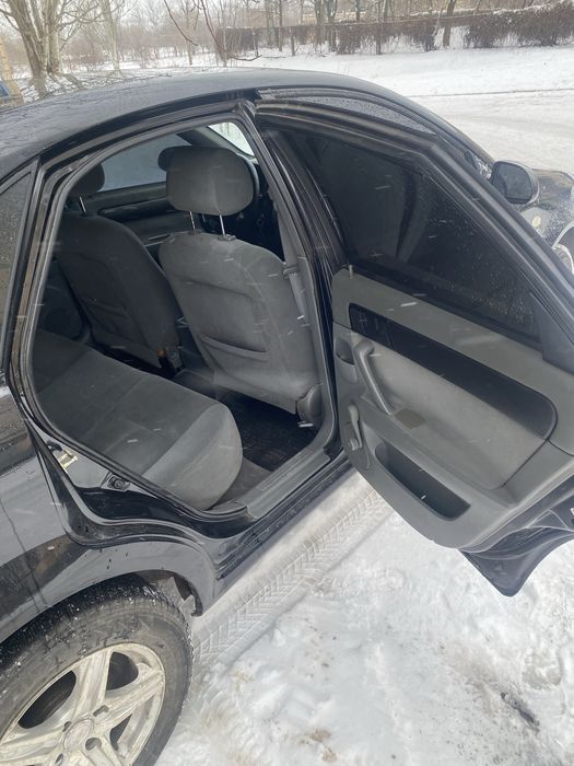 Продам Лачети 1.6г/б