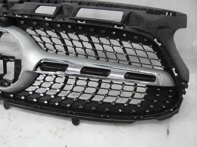 mercedes cla 247 amg diamond bdb grill atrapa