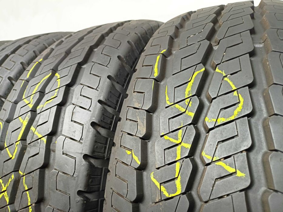 Continental VancoCamper 215/70/15C 2022rok 2*9,6mm 2*9,3mm (4846)