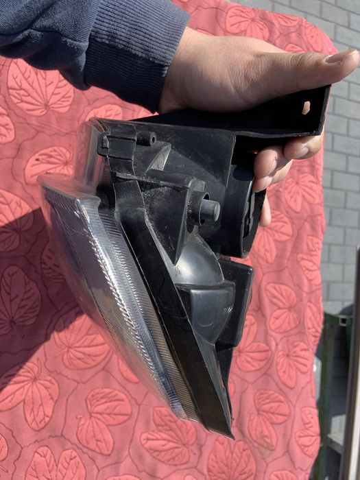 Фара передня Opel Combo 2003-2006 права