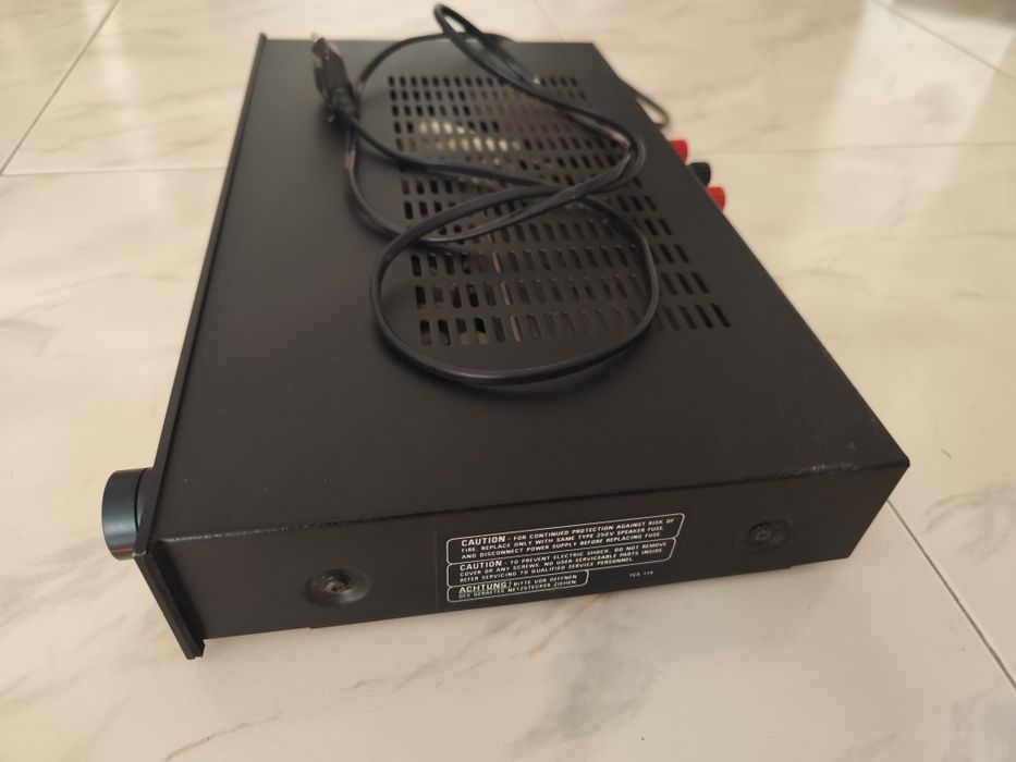 Amplificador Rotel RA-820BX2