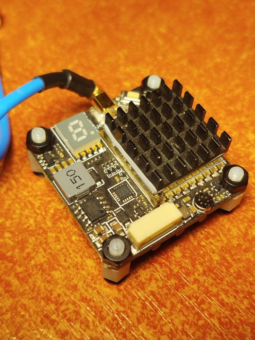Видеопередатчик AKK FX2 Dominator 5.8 ГГц 37 CH