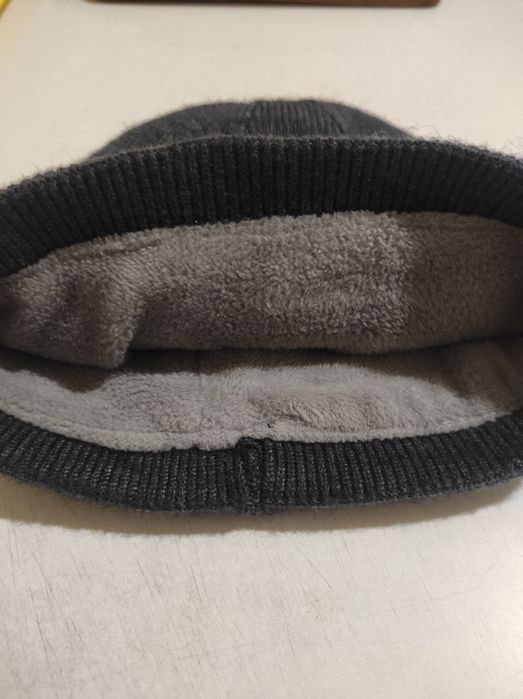 Чоловіча зимова шапка