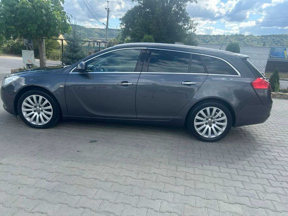 Продам легковий автомобіль