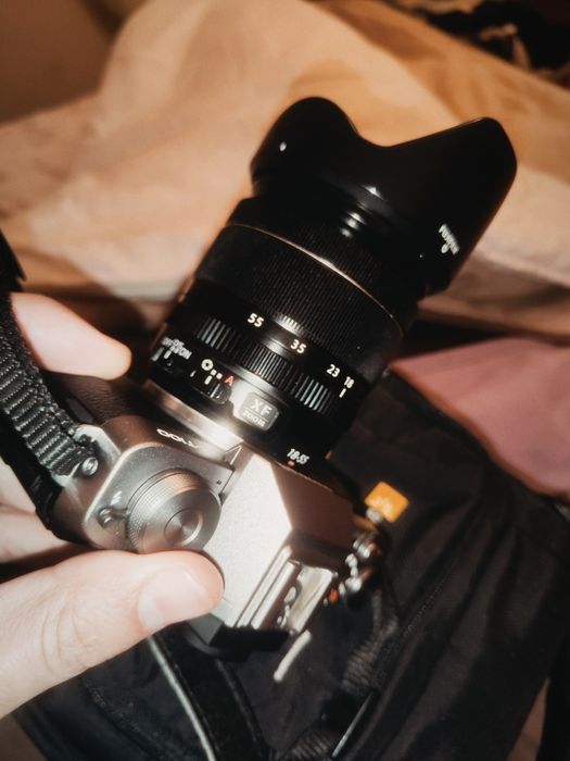 Câmara Digital Fujifilm XT 100 Lente XF 18-55mm