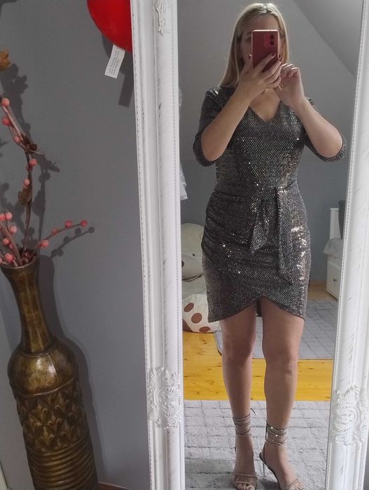 Śliczna złota sukienka wieczorowa r. L