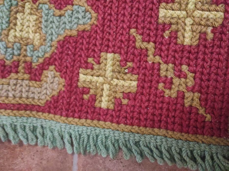 TAPETE DE ARRAIOLOS feito à mão [Negociável]