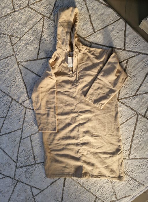 Нова сукня-худі від H&M
