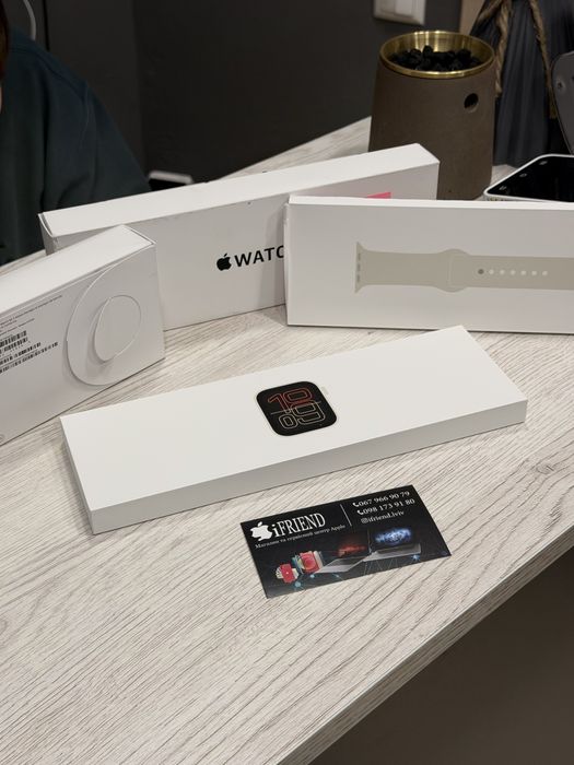 Apple Watch SE 3 40mm Starlight LTE  (Бежевий)