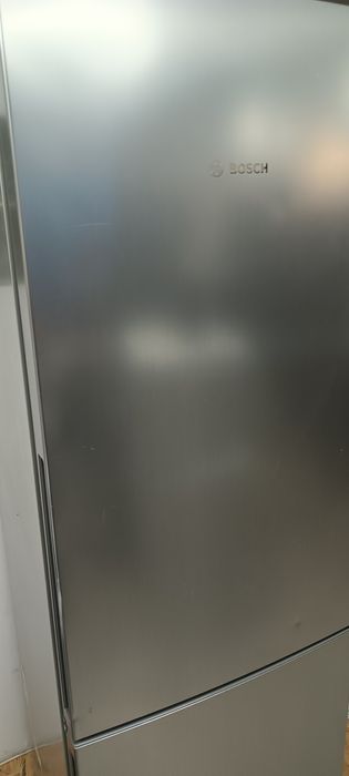 Lodówka Bosch 186cm Srebrna oswietlenie LED